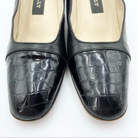 Vintage Bally Mariner Croc Embossed Heel - Picture 4 of 15